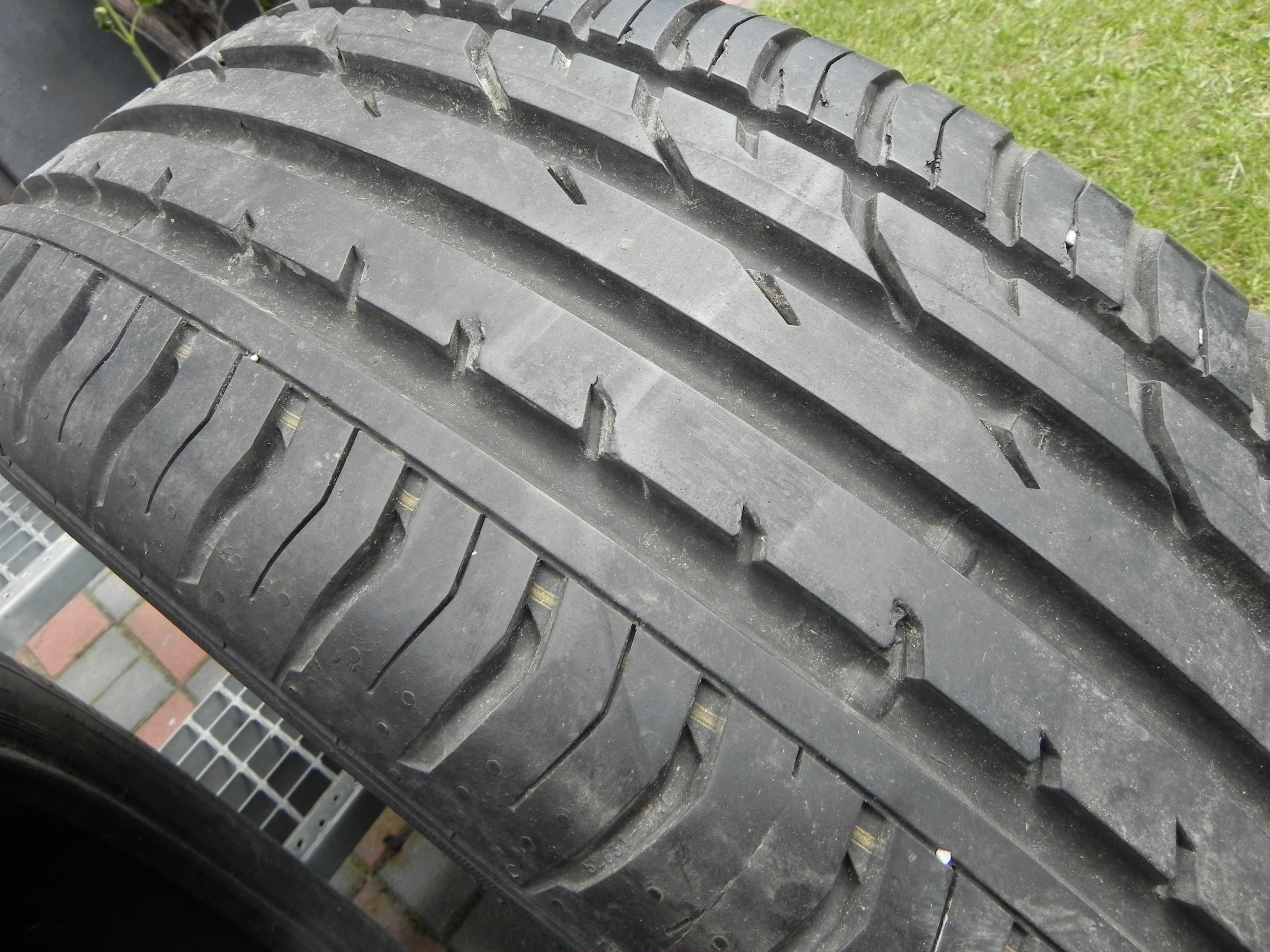 Opony Continental  215/55R18 Bieżnik 8mm.