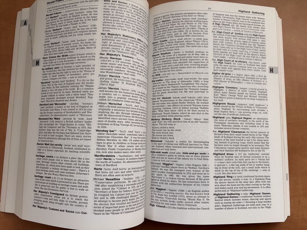 Oxford Guide to British and American Culture