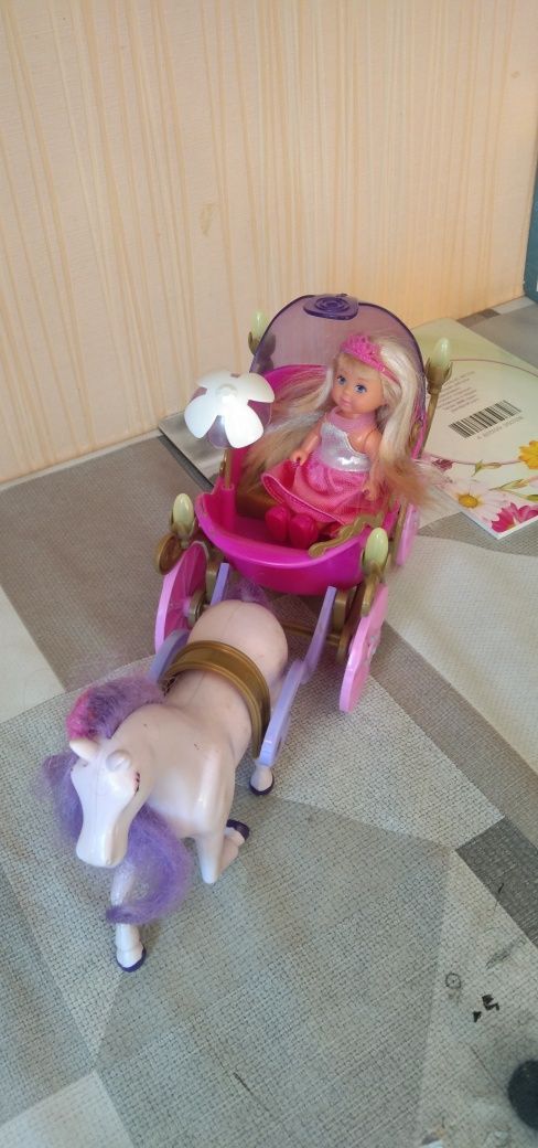 Кукла Evi карета с лошадью