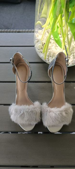 Szpilki Aldo rozm 38 stan idealny