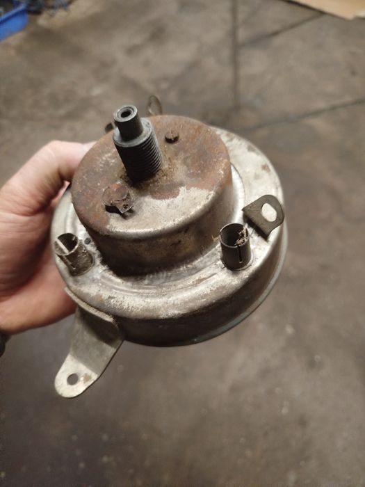 Stary zegar prędkości syrena fso wyprzedaż garażowa