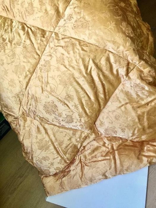 Тепла зимова напівпухова полуторна ковдра часів СРСР 205*140 см/1989 р