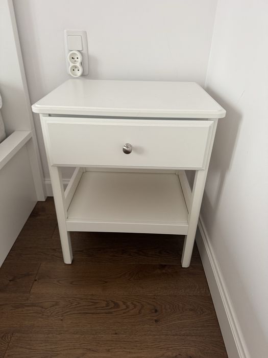 Dwie szafki nocne Ikea Tyssedal