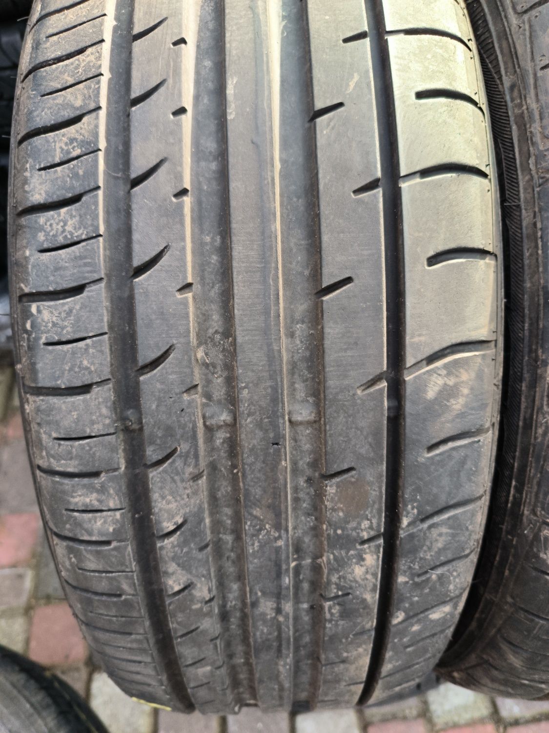 Opony letnie 18 Falken Azenis 215/50 18