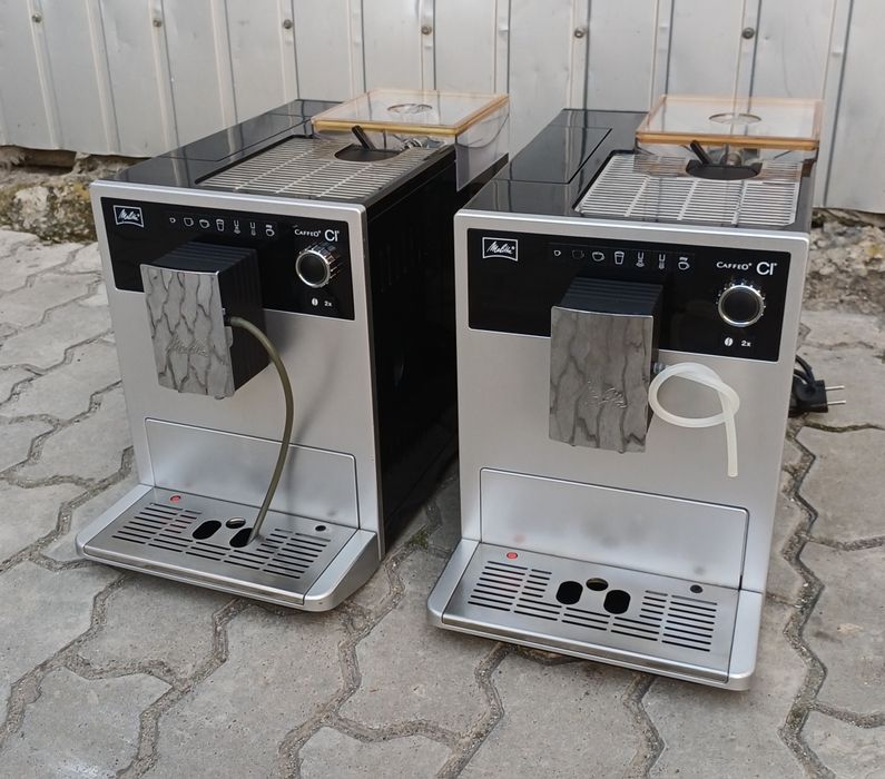 Німецька кавомашина Melitta Caffeo CI з текстовим меню