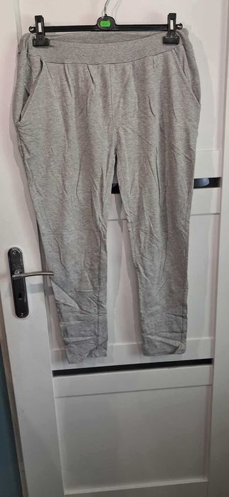 Damskie spodnie dresowe