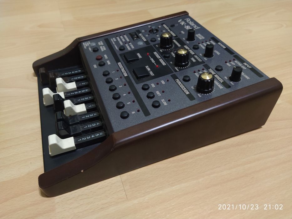 Синт Roland vk8m noHammond no Nord обмін