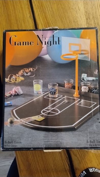 Oddam grę "koszykówka"