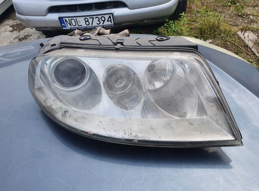 Lampa prawy przód vw passat b5 fl