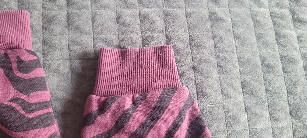Dres dziewczęcy 4F