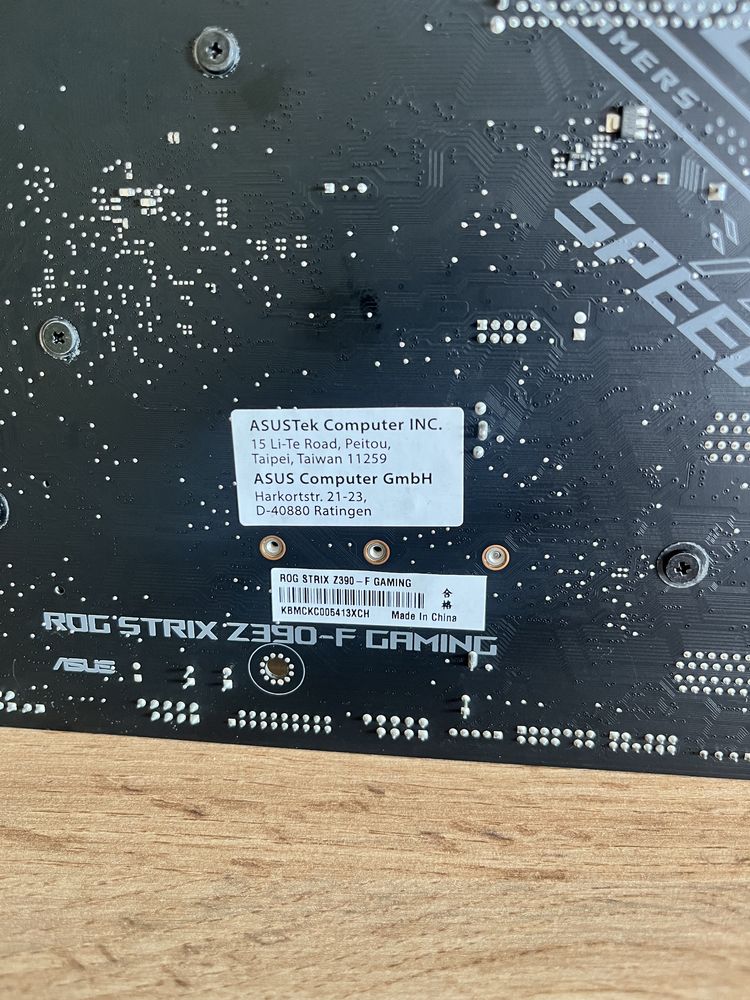 Asus ROG Strix Z390-F Gaming, 32gb DDR4 Corsair ігровий комплект