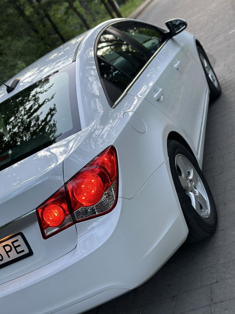 Шевроле Круз Chevrolet Cruze