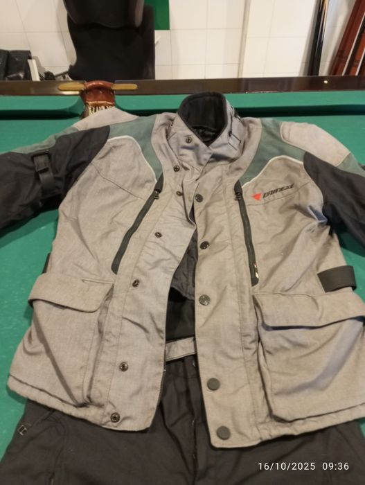 Conjunto de motociclista