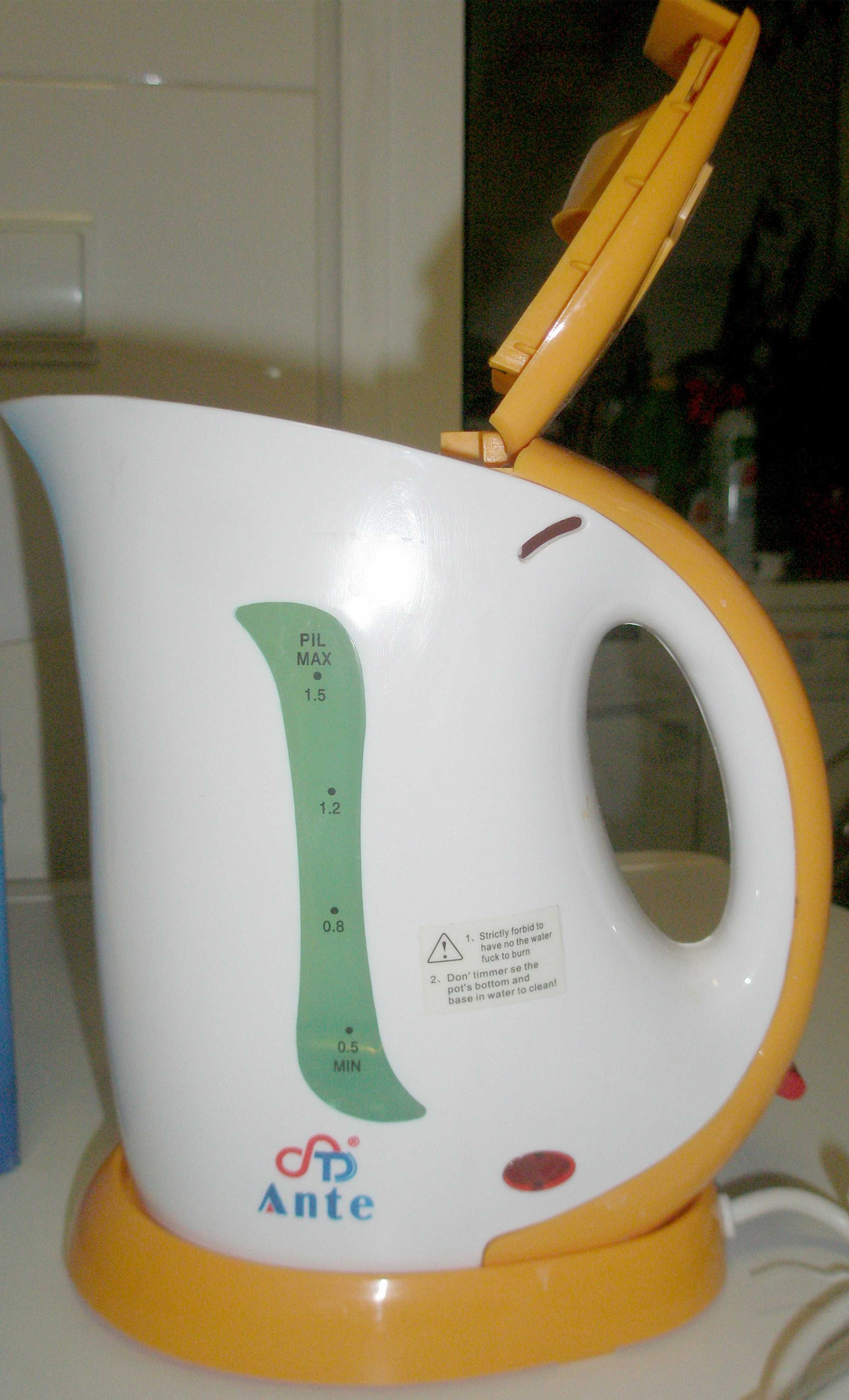 Jarro eléctrico aquecedor água