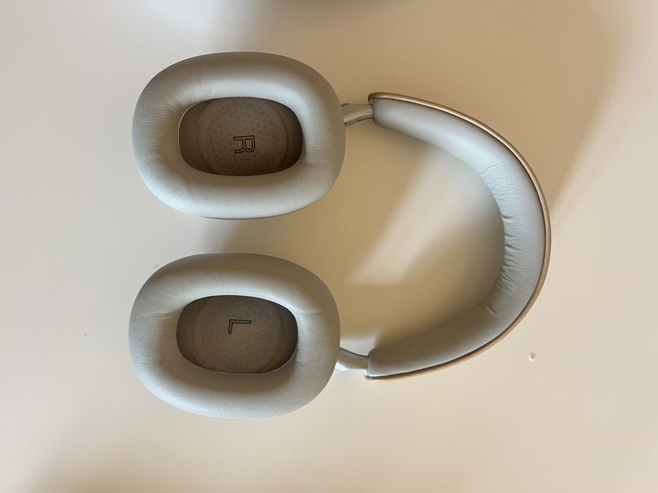 Słuchawki Bowers Wilkins PX8 2025 beżowe Płock jak nowe