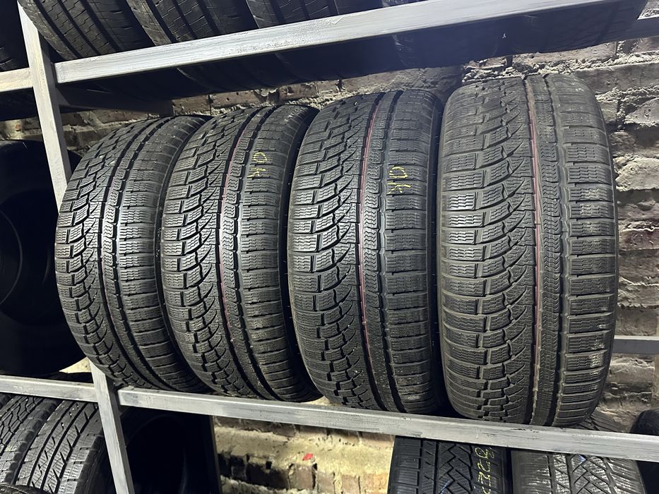 Резина 245/45/19 Nokian R19 зима комплект 95%