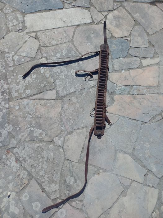 Cinta para cartuxos de espingarda