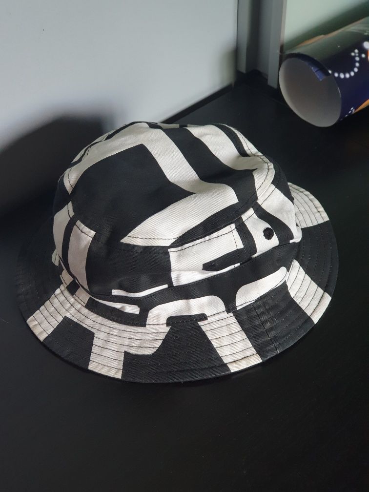 Bucket hat czapka rybaczka