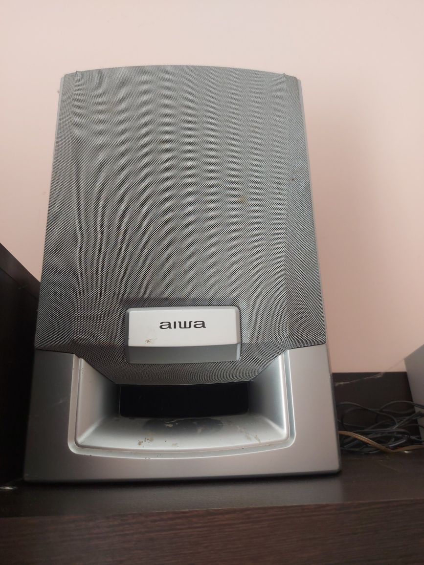 Музыкальный центр,,Aiwa"