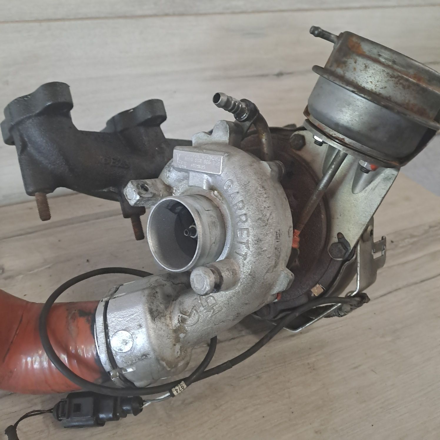 Turbosprężarka Turbina Passat B6 Octavia 2 BMP BMM BVD