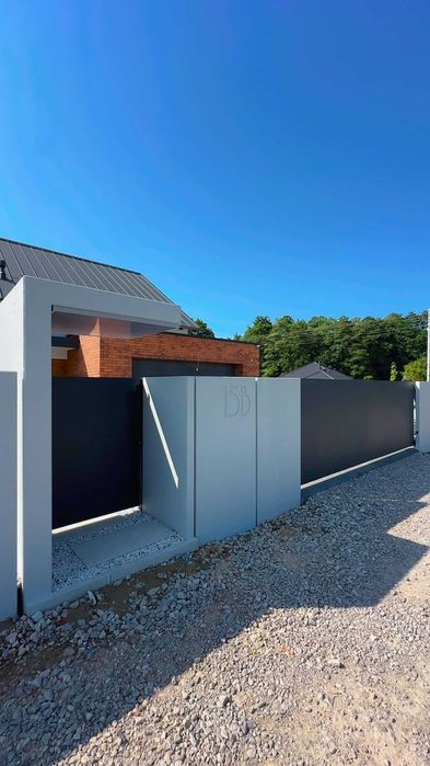 Nowoczesny mur ogrodzeniowy L-ka betonowa beton architektoniczny