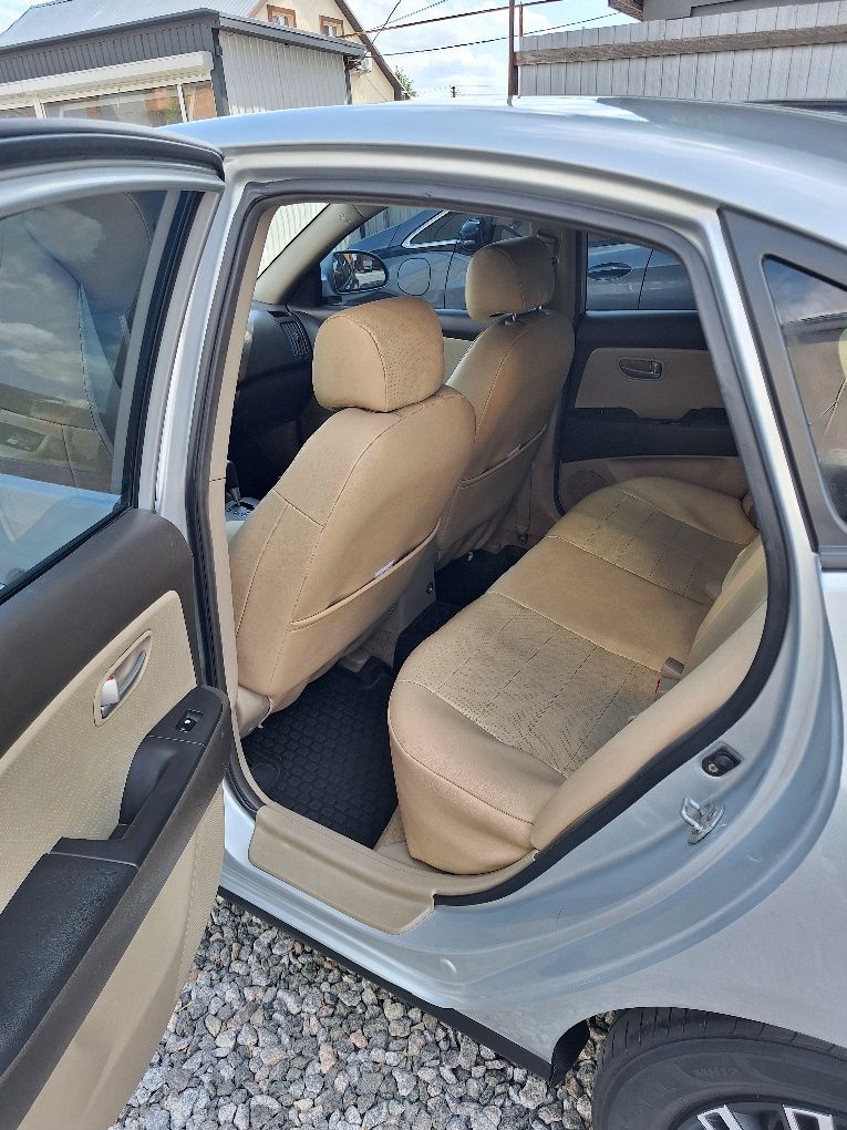 Hyundai Elantra 2008 год , Автомат