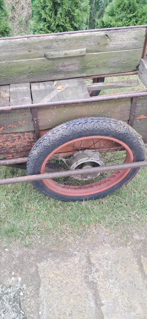 Wozek ogrodowy metalowy  na kołach od motora