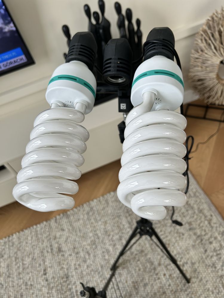 Statyw plus lampa studyjna żarówka