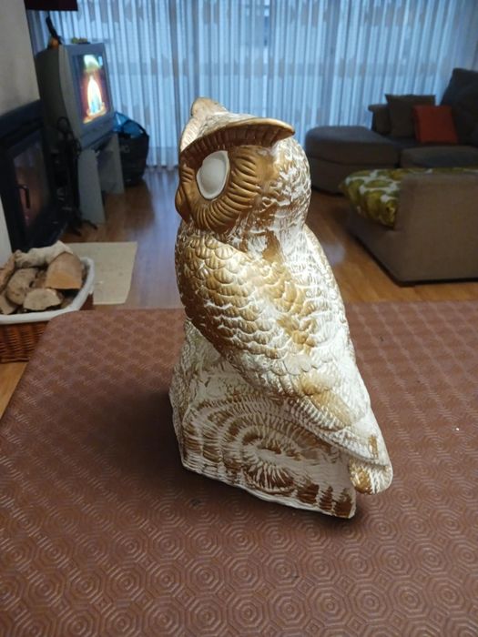 Duas corujas decorativas