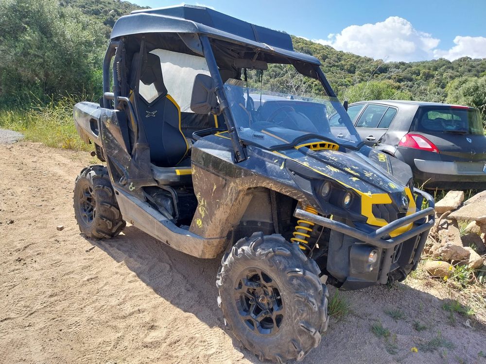 Can am commander 2011 rok 1000cc