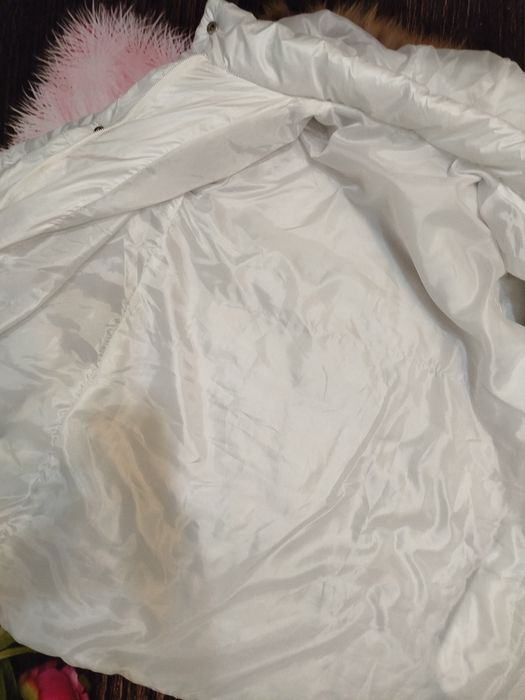 Куртка жіноча Пальто з хутром єнота Подовжена біла куртка єврозима