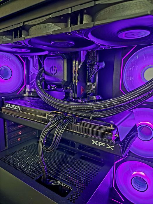 Komputer Ryzen 7 7700, 32GB DDR5 6400, RX 7800XT 16GB, 1TB ssd, WiFi.