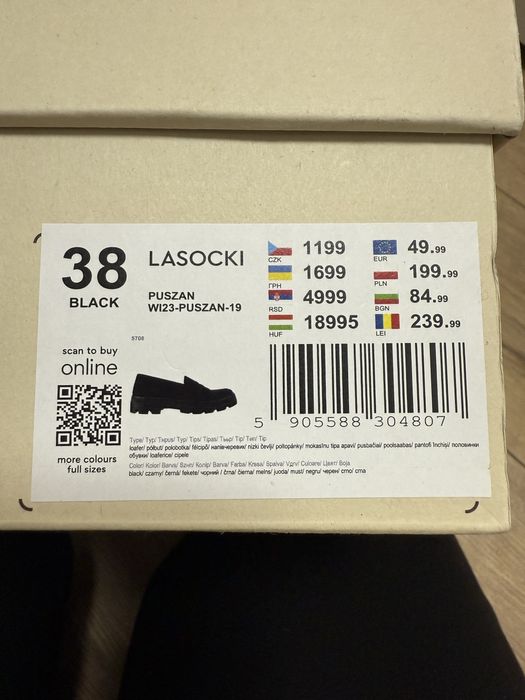 Skórzane półbuty  damskie Lasocki