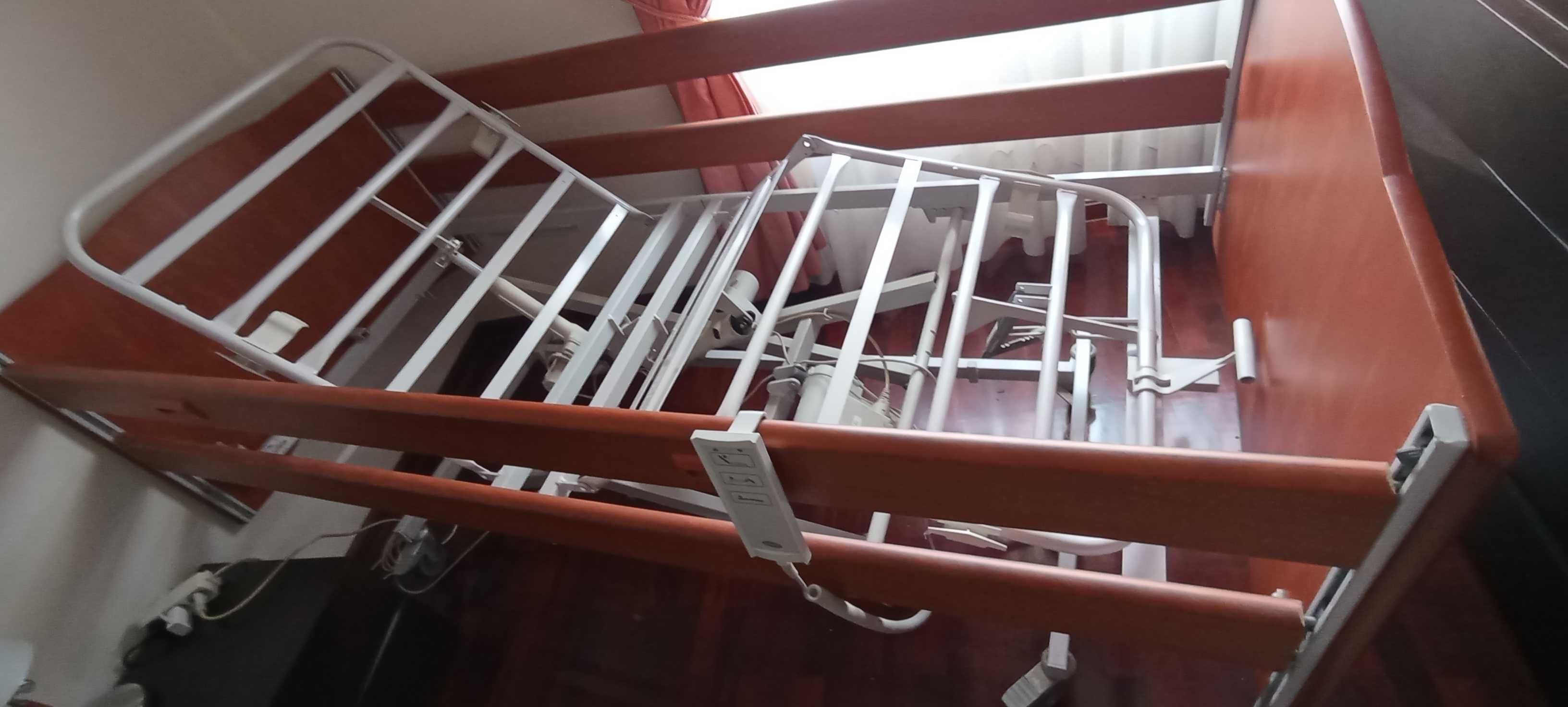 Cama Articulada Elétrica Invacare Alegio NG