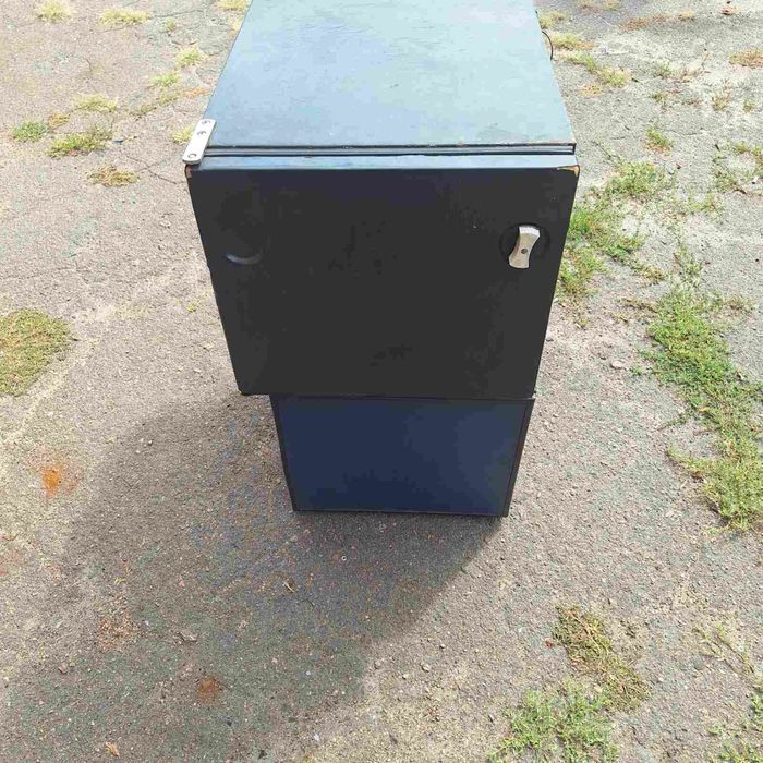 Автомобильный холодильник VOLVO 24v