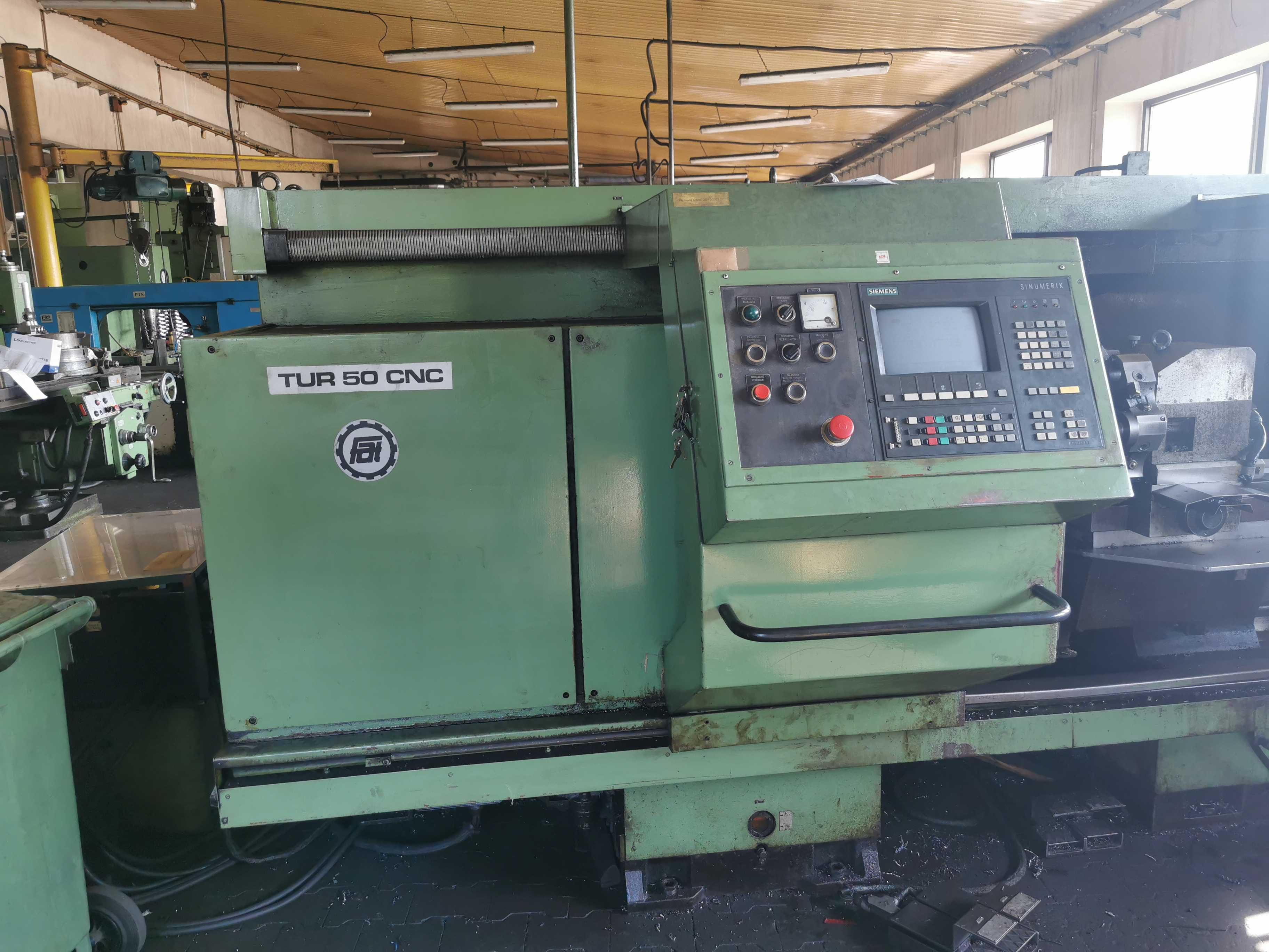 Tokarka TUR 50CNC