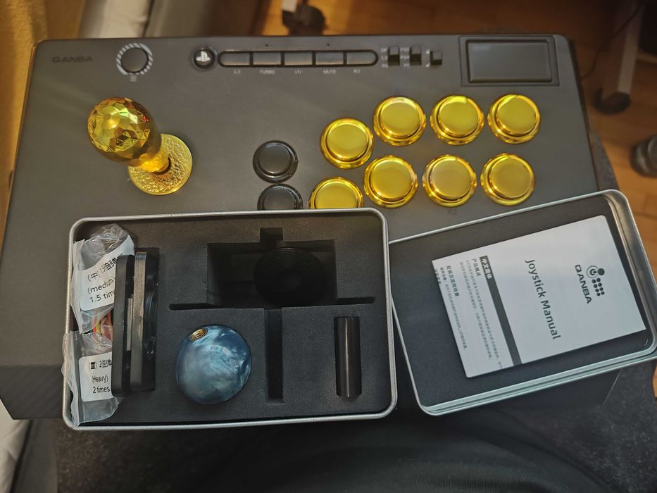 Arcade stick Qanba Titan modyfikowany