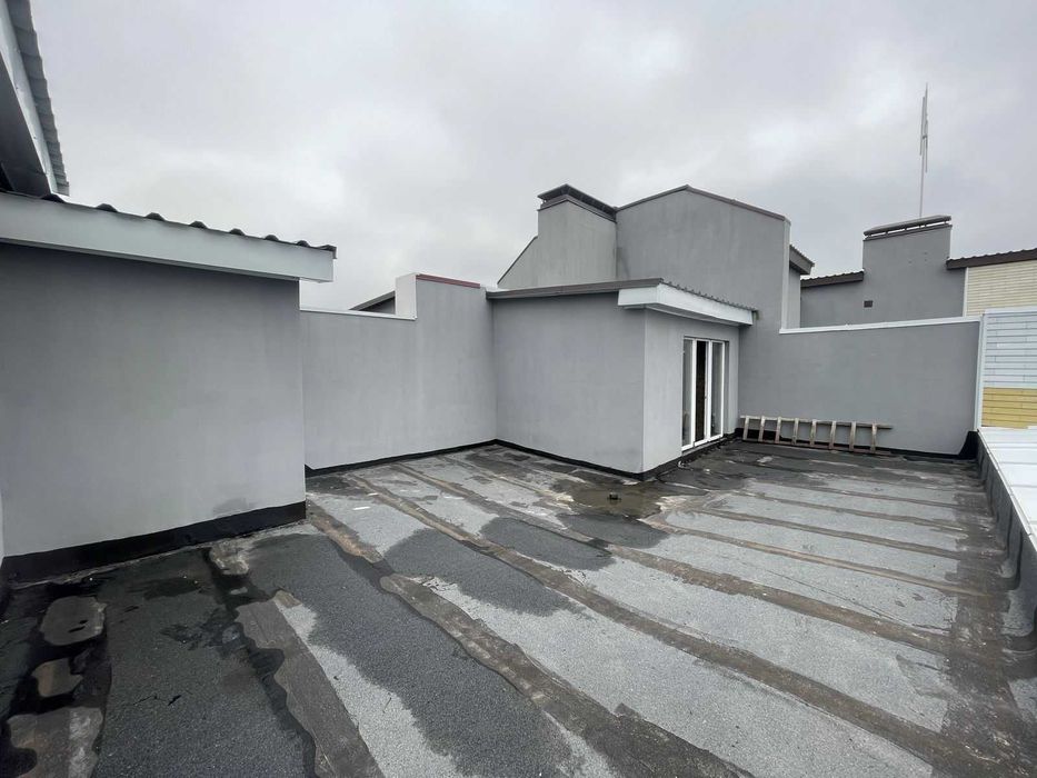 Продаж дворівневої квартири з терасою | с. Білогородка, вул.Саєнка, 11