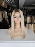 Peruka z włosów naturalnych jasny blond z odrostem Gabi 55 cm premium