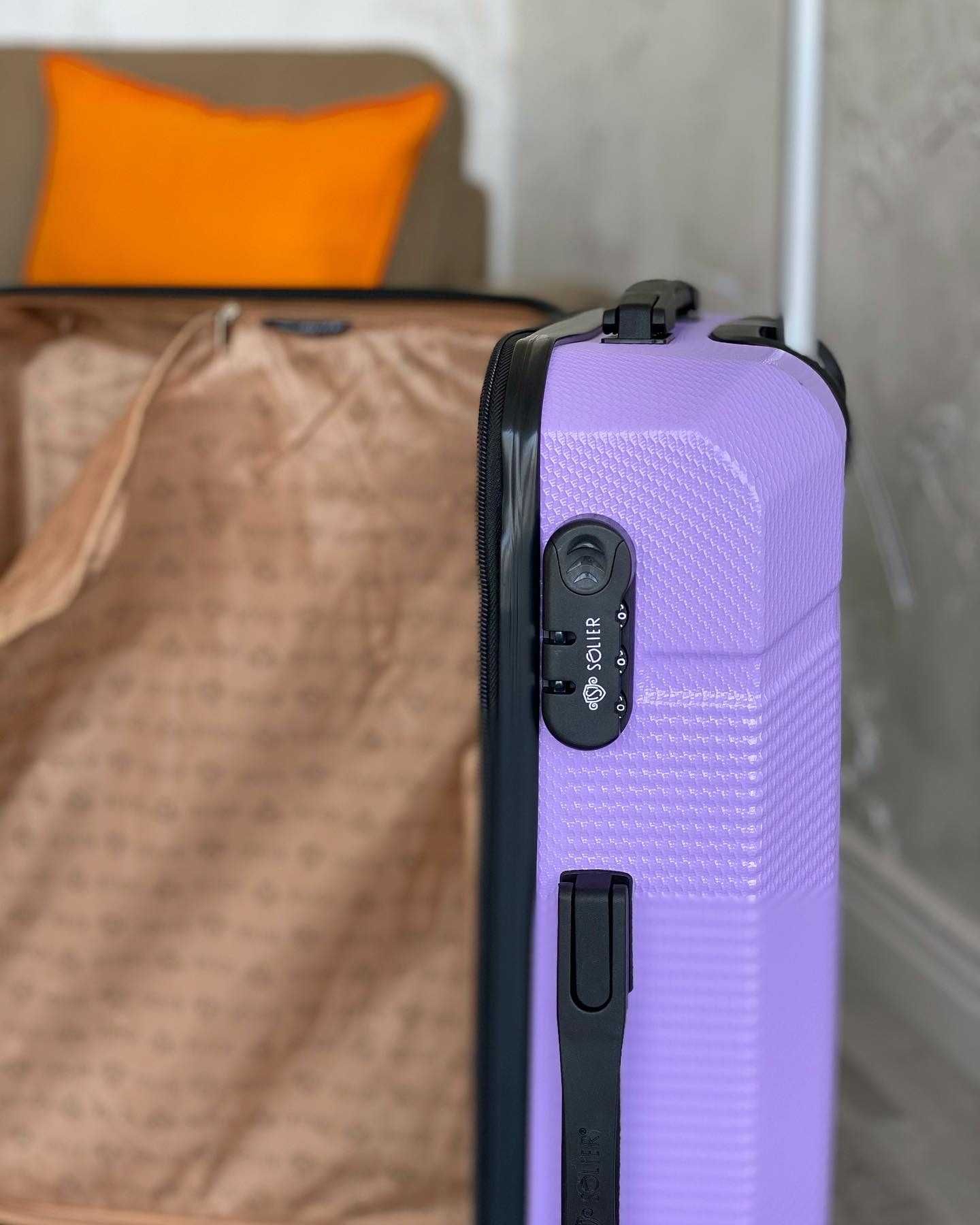 УЛЬТРА ЛЕГКИЙ чемодан ручная кладь пластиковый чемодан валіза валізи