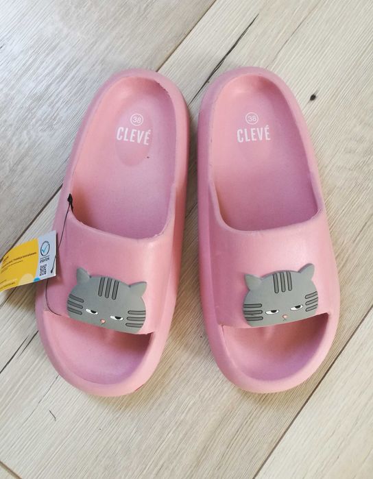 Nowe damskie klapki z kotkami rozmiar 38