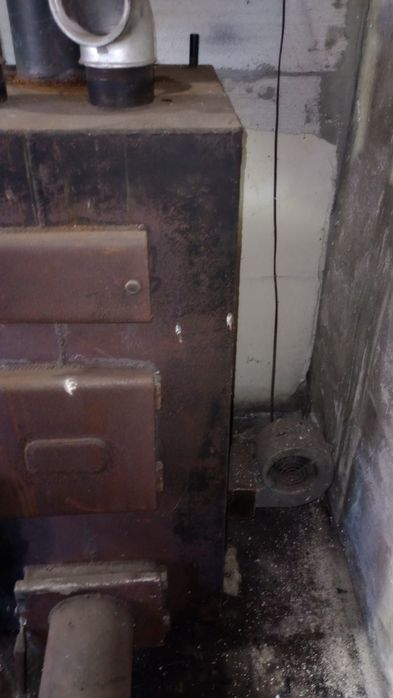 Piec z nadmuchem do garażu.