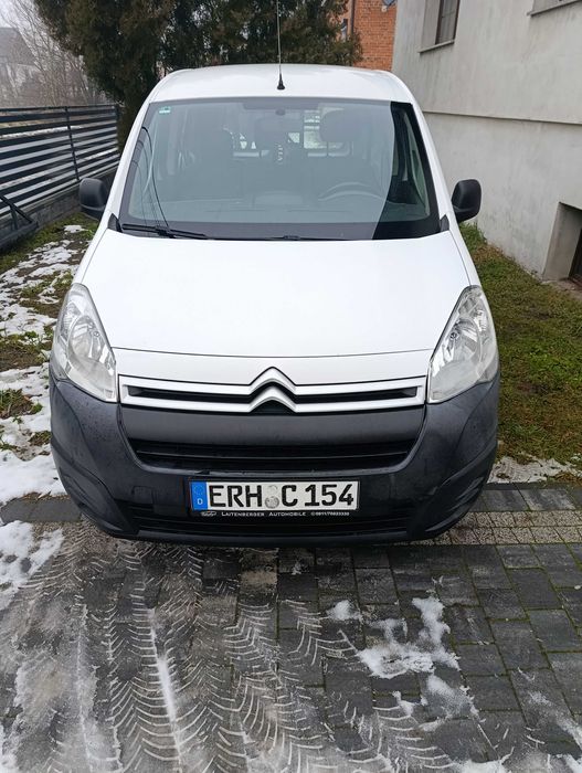 Citroen Berlingo 2015-Rok z Niemiec Super Stan 1.6 HDI 6-Biegów