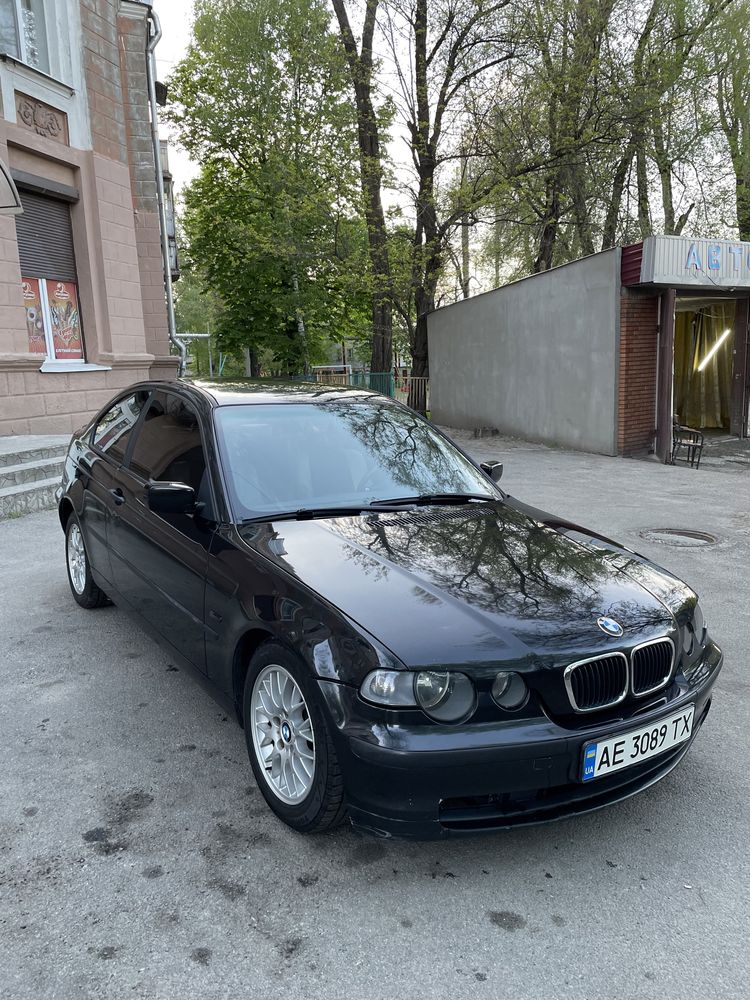 Продам BMW 316 compact 1.8 бензин 2001г.