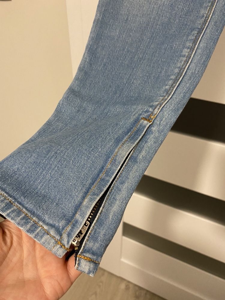 Spodnie jeansy Guess 36 (W27)