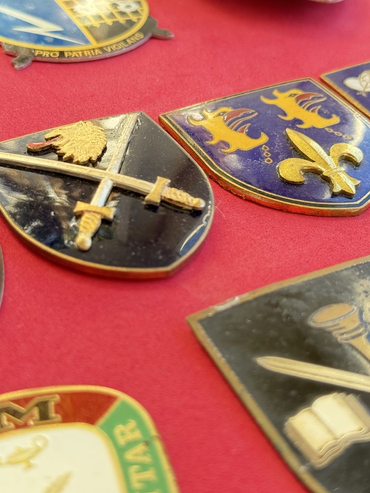 Crachás Militares