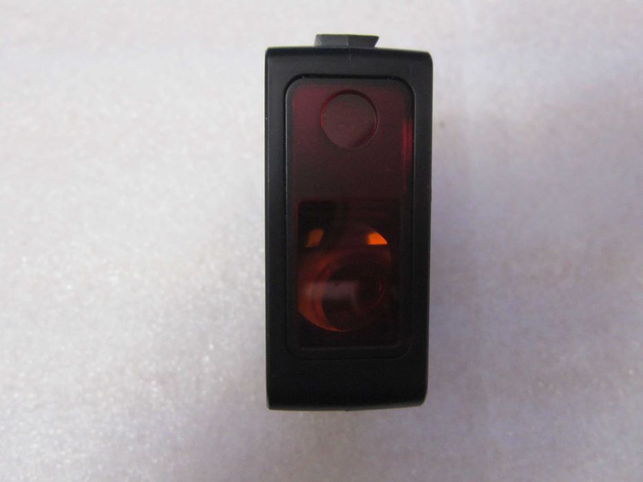 Banner Laserowy czujnik odległości q5xklaf2000-q8