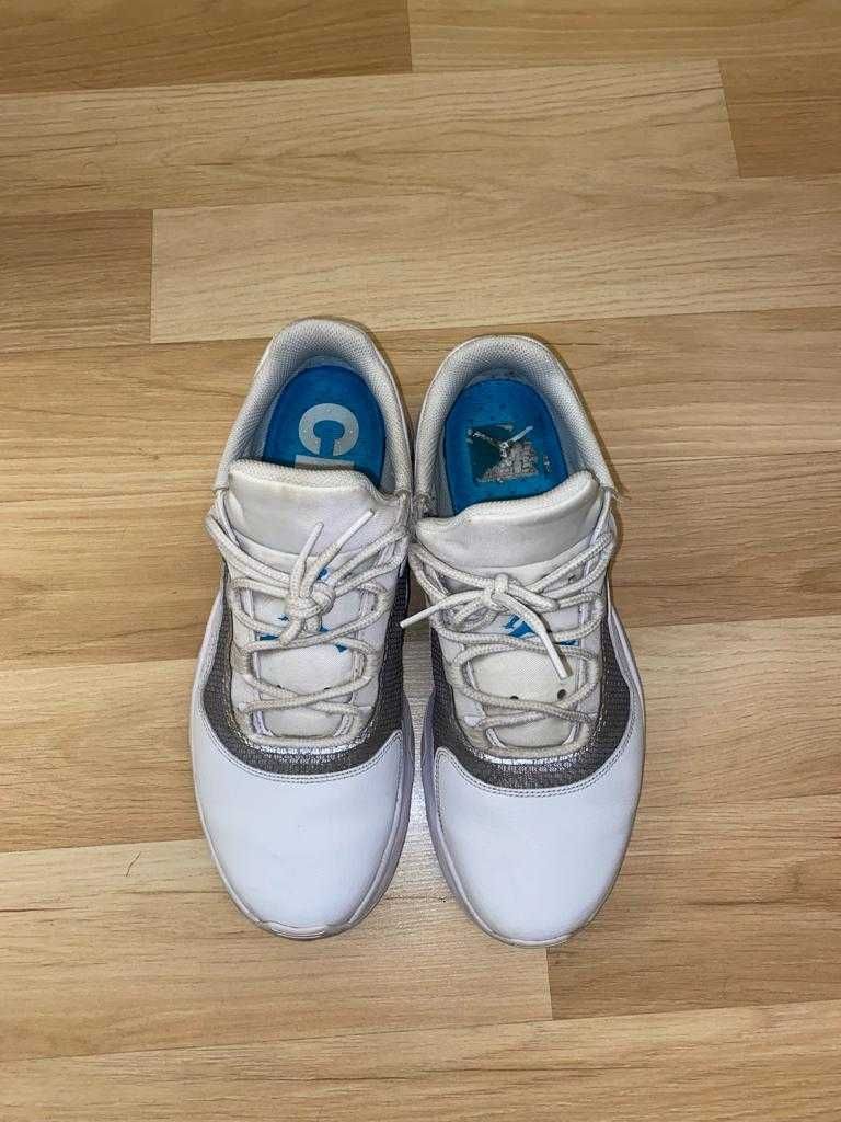 Air Jordan 11 CMFT Low