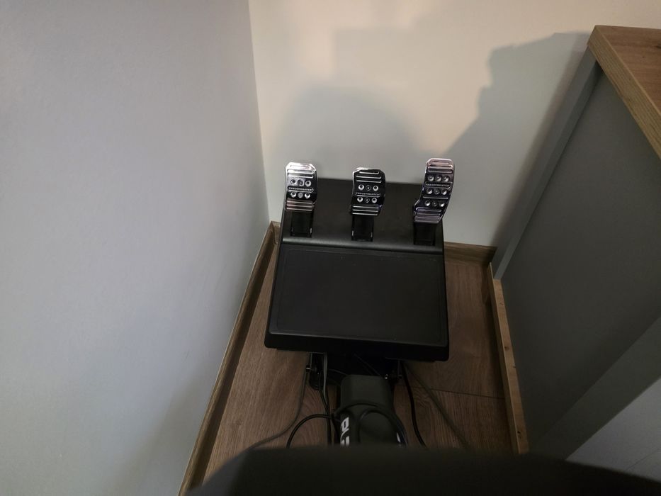 Thrustmaster TS-XW Racer Sparco P310 z pedałami T3PA, gwarancja 09.26