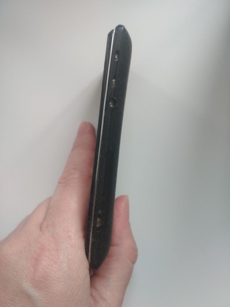 Телефон смартфон Sony Xperia C1505